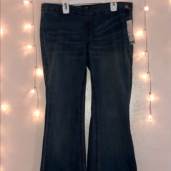 Jeans - Picture 2 of 8